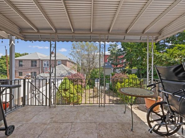 51-29 69th Place, Woodside NY 11377