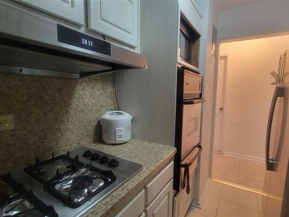 99-30 59 Avenue 5, Corona NY 11368