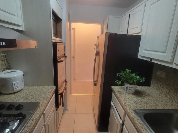 99-30 59 Avenue 5, Corona NY 11368