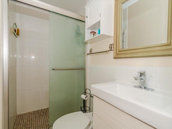 88-25 155 Avenue 3D, Howard Beach NY 11414