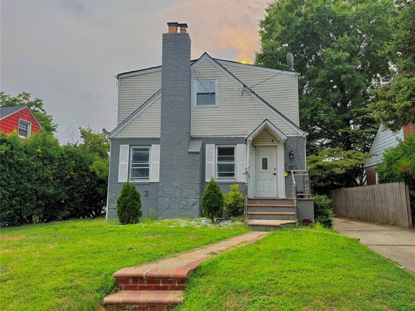 5 Juliette Road, Hempstead NY 11552