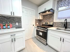 5 Juliette Road, Hempstead NY 11552