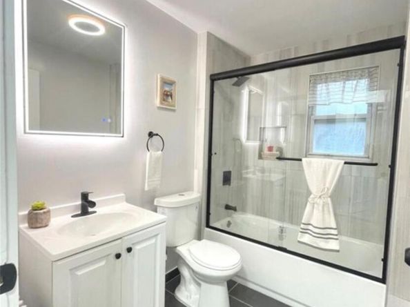 5 Juliette Road, Hempstead NY 11552