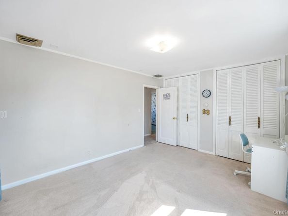 885 Downing Road, Valley Stream NY 11580