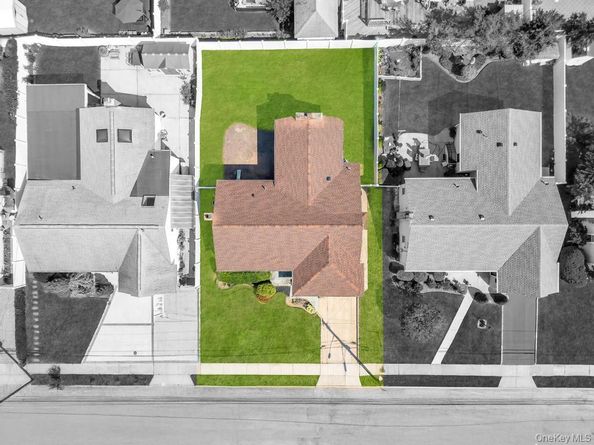 885 Downing Road, Valley Stream NY 11580