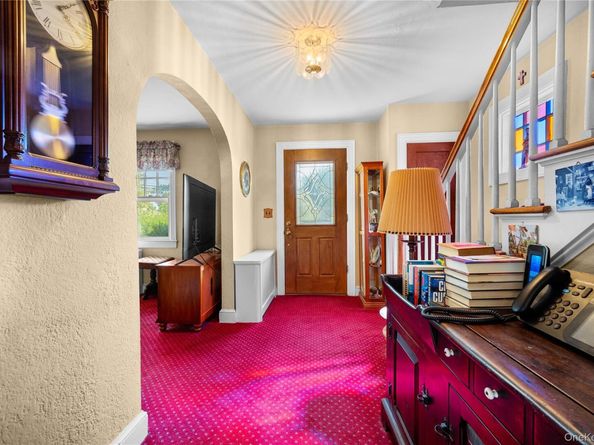 464 Central Avenue, Bethpage NY 11714