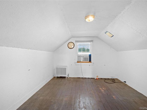 464 Central Avenue, Bethpage NY 11714