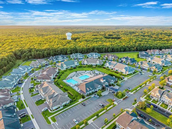 208 Belmont Circle, Yaphank NY 11980