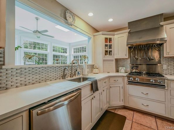 1000 Green Hill Lane, Greenport NY 11944