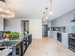 133-36 41st rd 7B, Flushing NY 11354