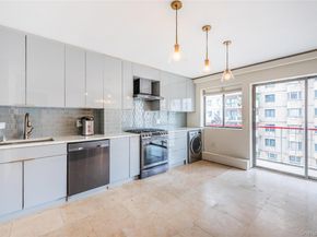 133-36 41st rd 7B, Flushing NY 11354