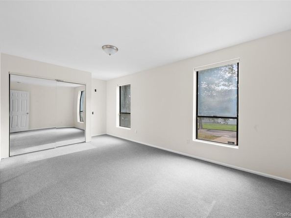 59 Breeze Avenue, Ronkonkoma NY 11779