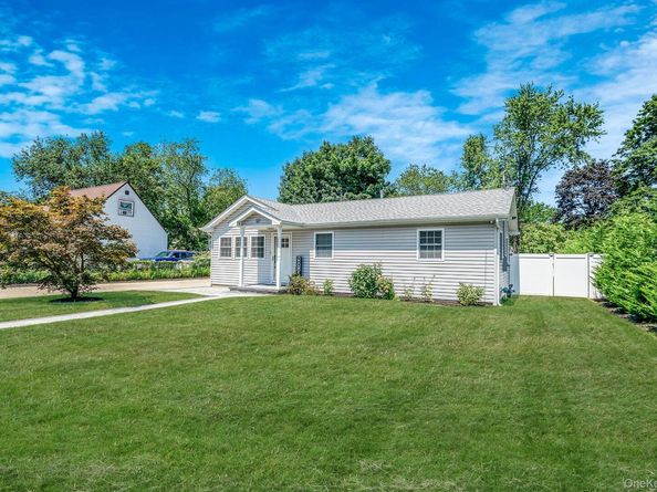 127 Merrill Street, Brentwood NY 11717