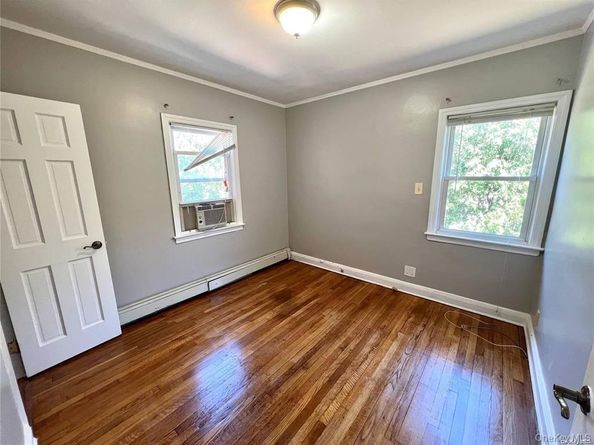 217 Hillside Avenue, New Hyde Park NY 11040