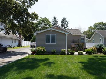 8 Maplewood Avenue