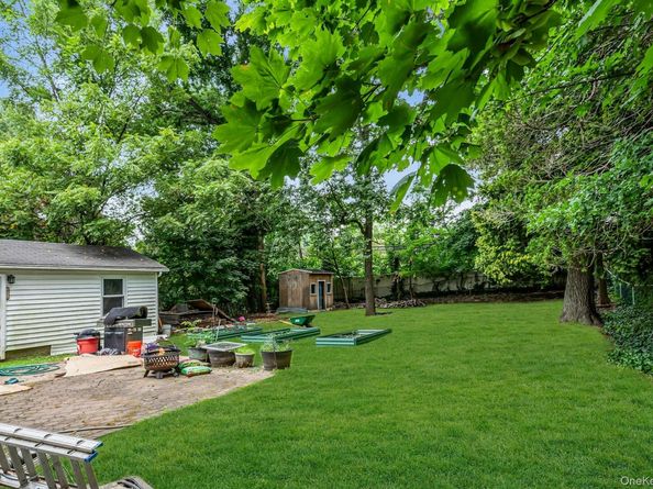 35 Willits Road, Glen Cove NY 11542