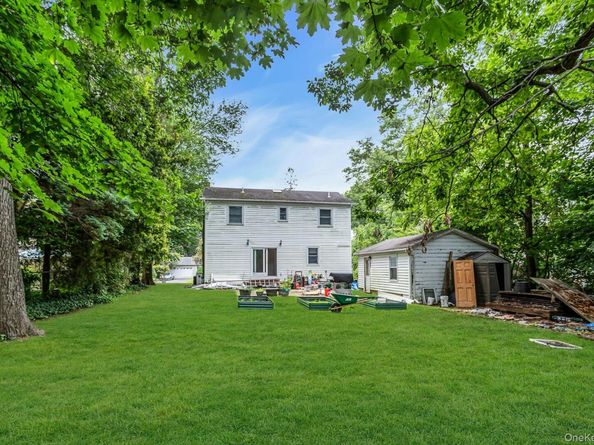 35 Willits Road, Glen Cove NY 11542