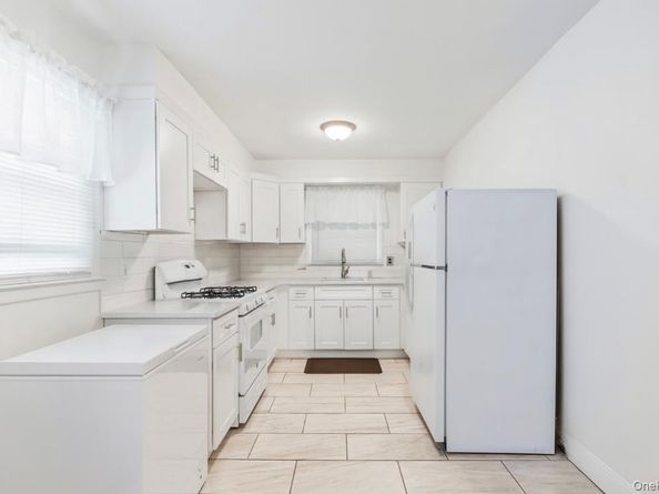 279 Mary Lou Avenue, Yonkers NY 10703