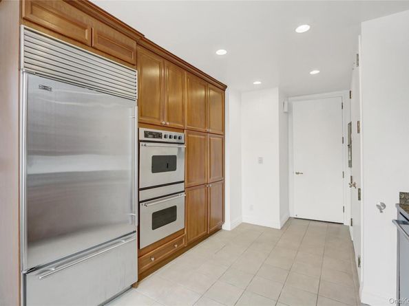 90 E End Avenue 10B, New York (Manhattan) NY 10028