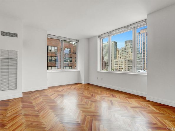 90 E End Avenue 10B, New York (Manhattan) NY 10028