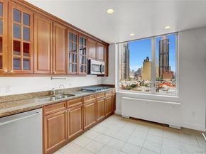 90 E End Avenue 10B, New York (Manhattan) NY 10028