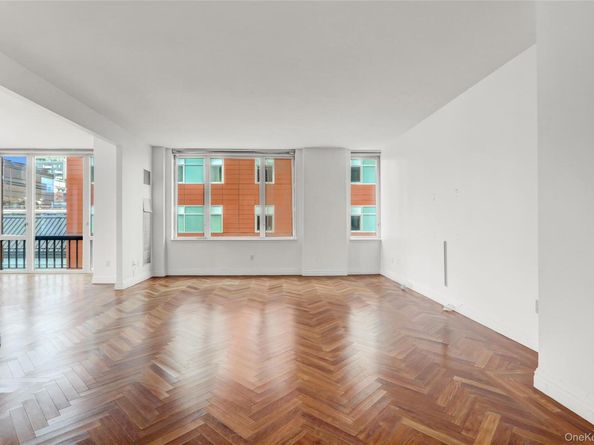 90 E End Avenue 10B, New York (Manhattan) NY 10028