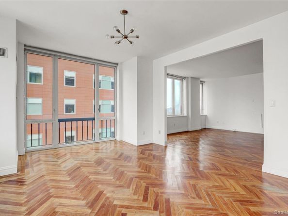 90 E End Avenue 10B, New York (Manhattan) NY 10028