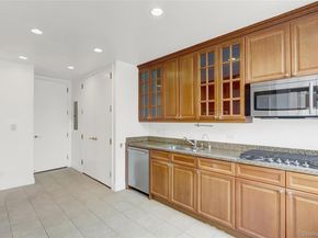 90 E End Avenue 10B, New York (Manhattan) NY 10028