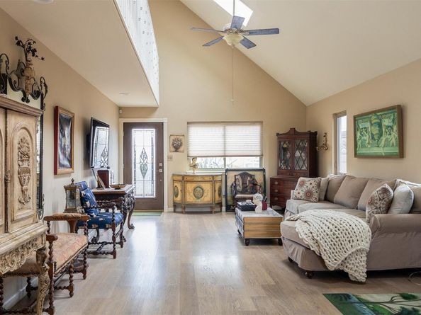 304 S Dunton Avenue, East Patchogue NY 11772