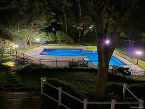 7 Northwood Court, Dix Hills NY 11746