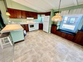 16 Village Circle E, Manorville NY 11949