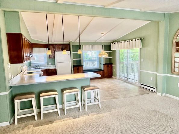 16 Village Circle E, Manorville NY 11949