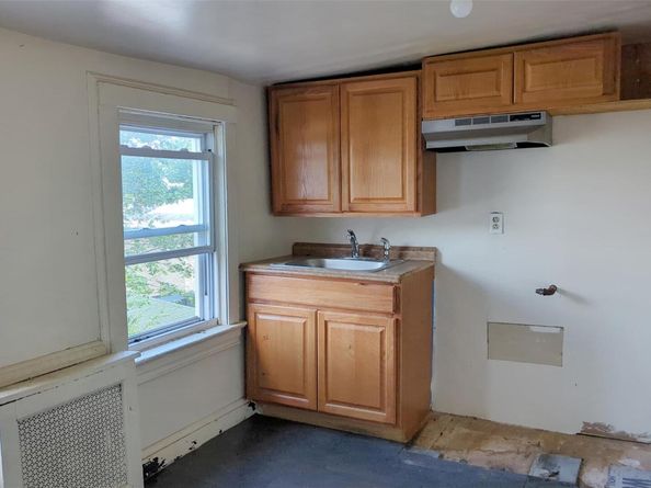 507 S 6th Avenue, Mount Vernon NY 10550