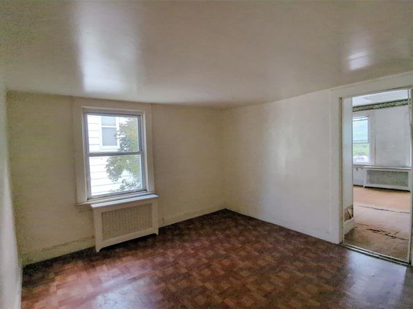 507 S 6th Avenue, Mount Vernon NY 10550