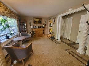413 51st Street, Lindenhurst NY 11757