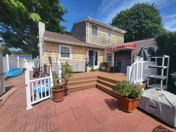 413 51st Street, Lindenhurst NY 11757