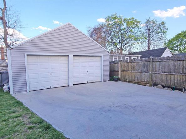130-25 217th Street, Laurelton NY 11413