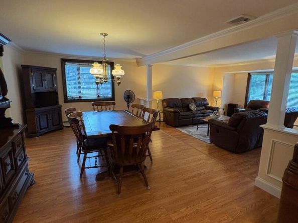 147 Wayne Street, Hauppauge NY 11788