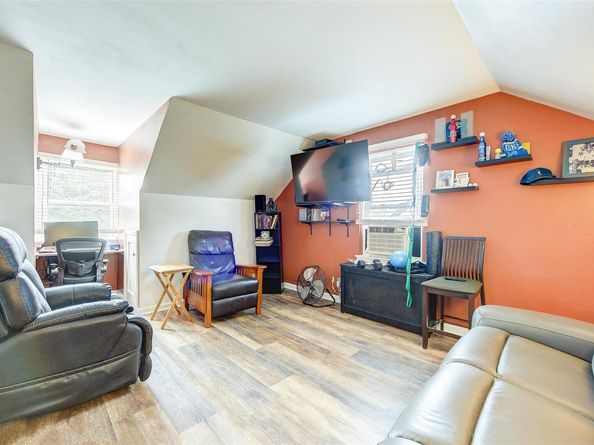 4843 201st Street, Bayside NY 11364