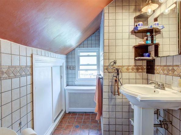 4843 201st Street, Bayside NY 11364
