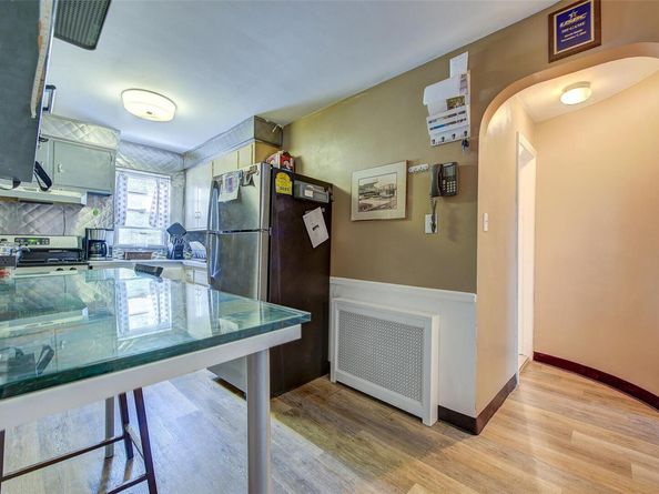 4843 201st Street, Bayside NY 11364