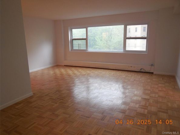 4 Fordham Hill Oval 5E, Bronx NY 10468