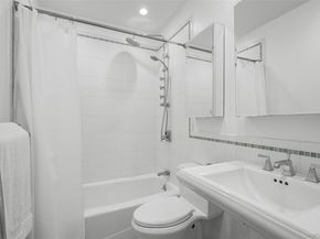 325 King Street 4D, Port Chester NY 10573