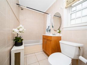 6 Walnut Place, Great Neck NY 11021