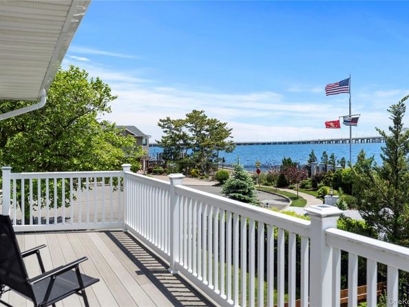 22 Viking Drive, West Islip NY 11795