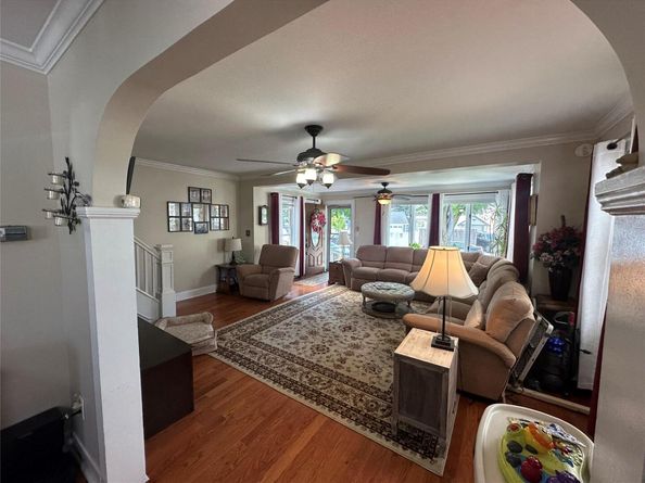 248-43 88th Road, Bellerose NY 11426