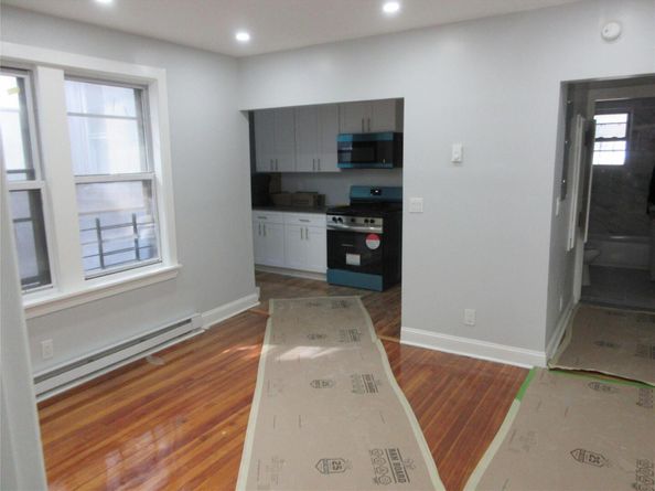 949 E 213th Street, Bronx NY 10469
