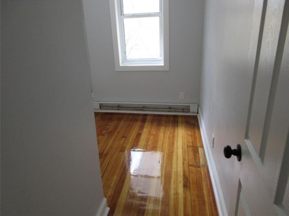 949 E 213th Street, Bronx NY 10469
