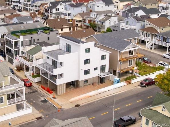 56 Oregon Street, Long Beach NY 11561