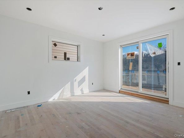 56 Oregon Street, Long Beach NY 11561